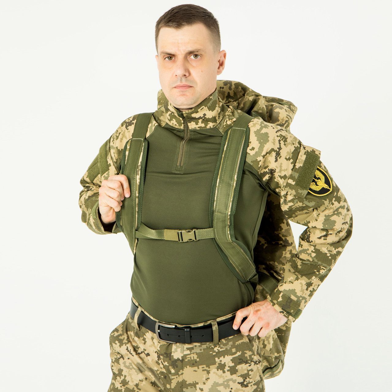 Сумка баул рюкзак объем 135 л, лямки уплотненные регулируются, цвет пиксель, ткань кордура, размер 80х41х41 см (баул 135 л большой)