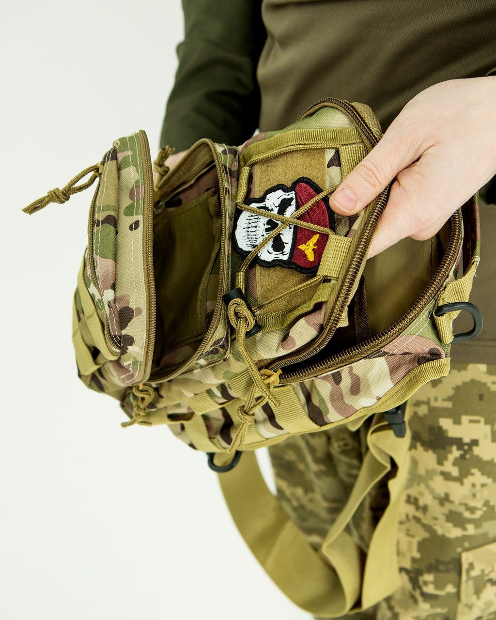 Сумка нагрудна тактична камуфляж Мультикам із системою Моллі та кріпленням на пояс (сумка нагруд_моллі_мульт1)